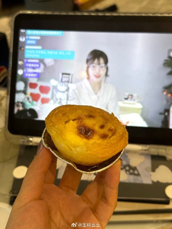 #微博评论 更适合星期四宝宝的小蛋糕V你一口被评论的微博 三松许玉桂幺幺 ＬＩＶＥ ＶＬＯＧ🤍🩵💙 ˗ˋˏ❤︎ˎˊ˗ ²º²⁴/₀₄.₁₄ღ🔖²º²⁴/₀₄.₁₈🤍🤍 ˗💙🤍  “会有人全心的爱你喵”#微博电台计划##starlink偶像计划##生日live##矮个子女生的痛谁懂# 郑州·郑州国际会展中心14 秒前 属地河南 | 玉桂幺幺